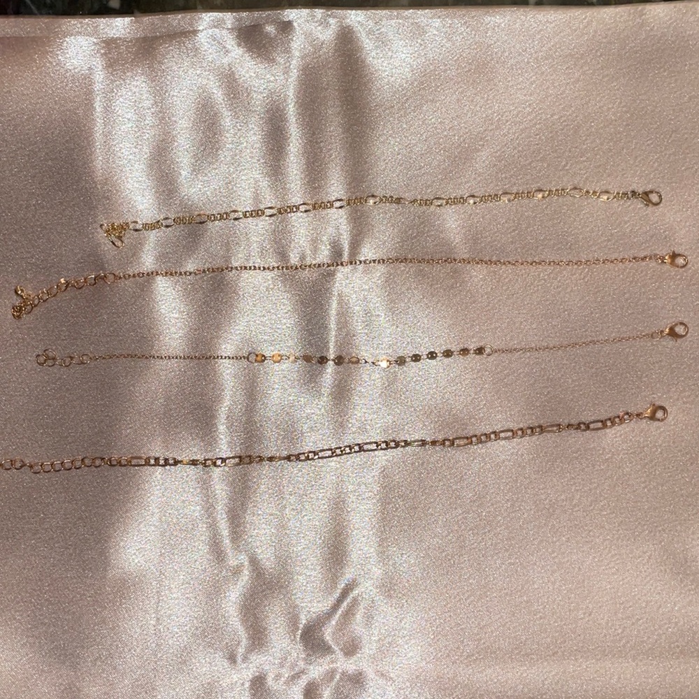 gold anklets